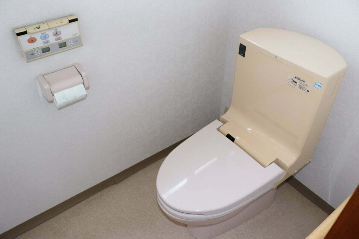 兵庫県宍粟市木谷の中古一戸建てのトイレ