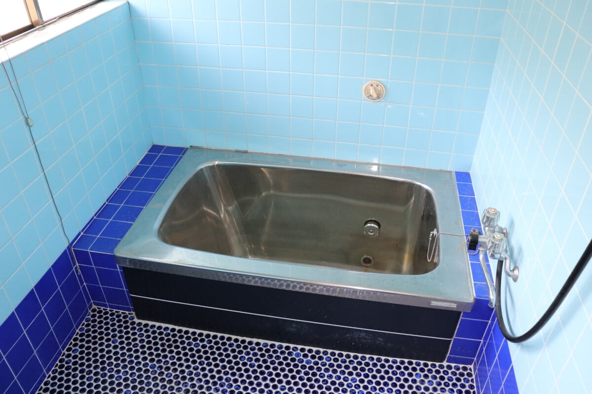 兵庫県宍粟市木谷の中古住宅のバスルーム