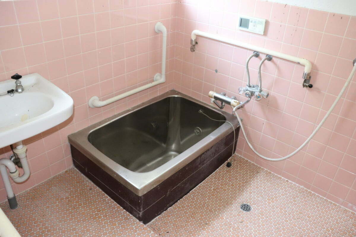 兵庫県佐用町豊福の平屋のお風呂